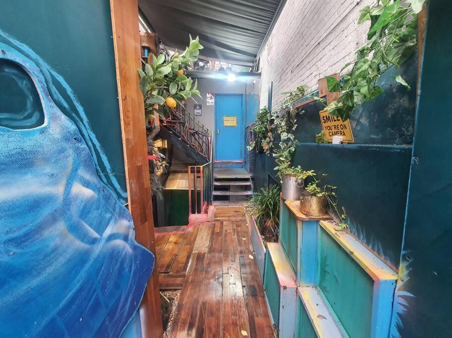 Cyber-Art Studio In Camden London Luaran gambar